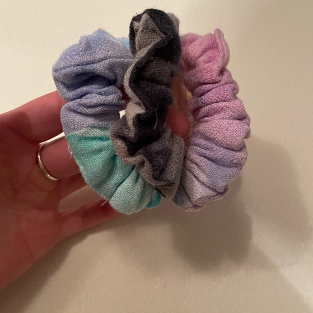 RARE Sand Cloud Scrunchies - Picture 5 of 5